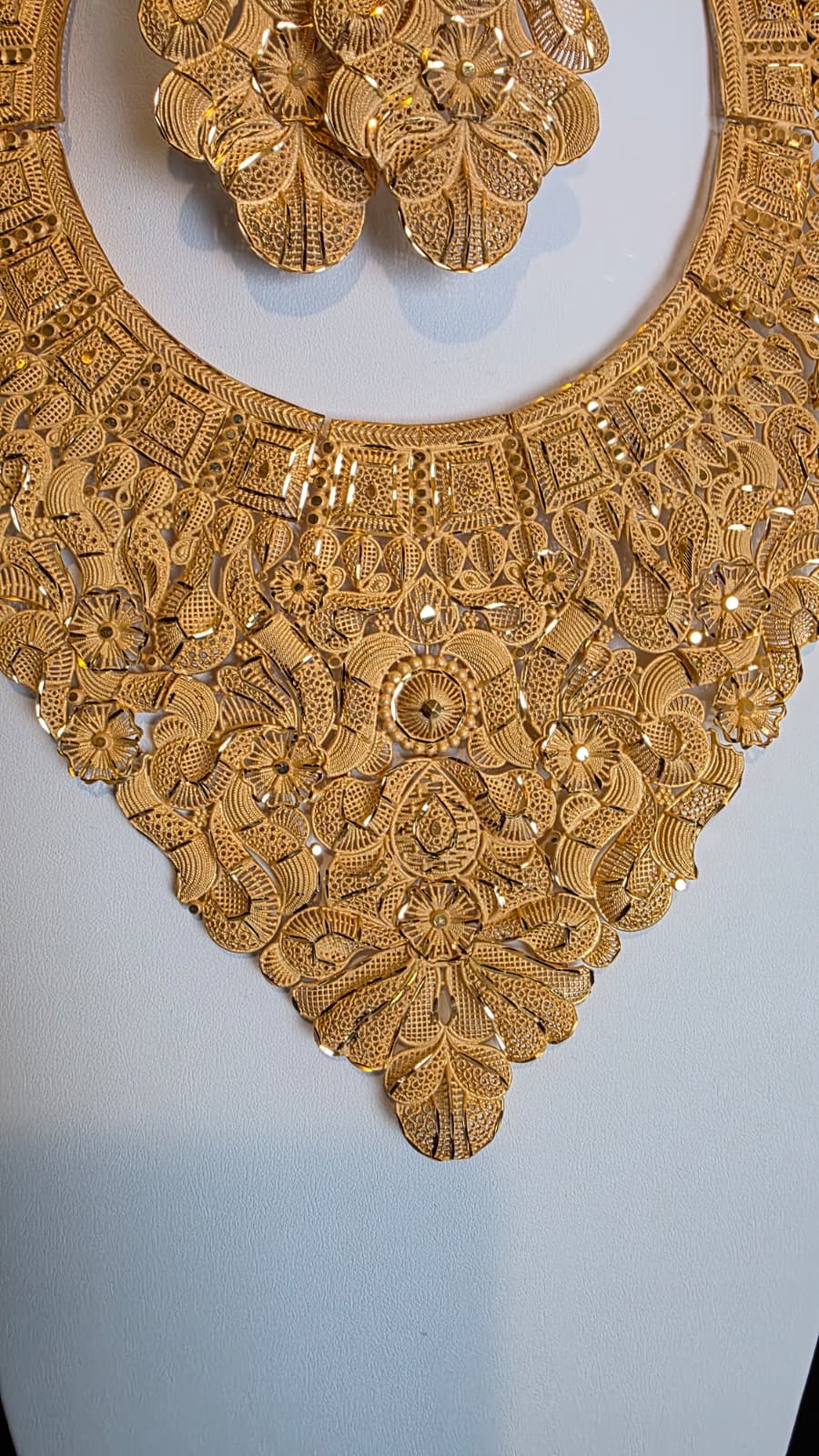 Gold Plated 3 PCS CHOKER SET-N128