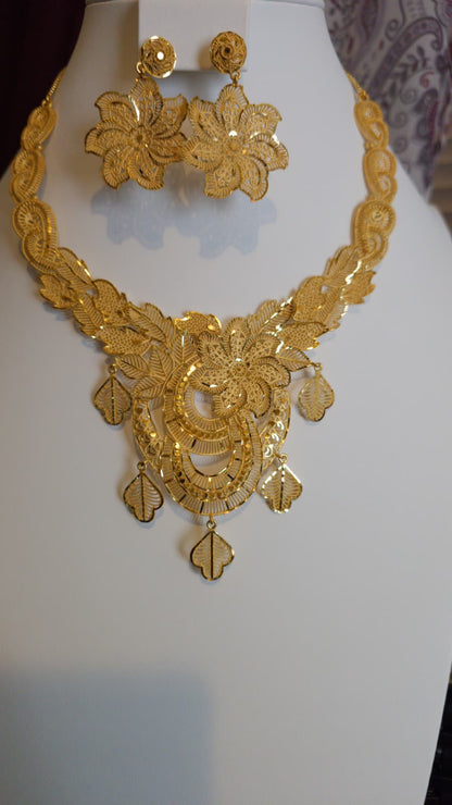 Gold Plated 3 PCS CHOKER SET-N135