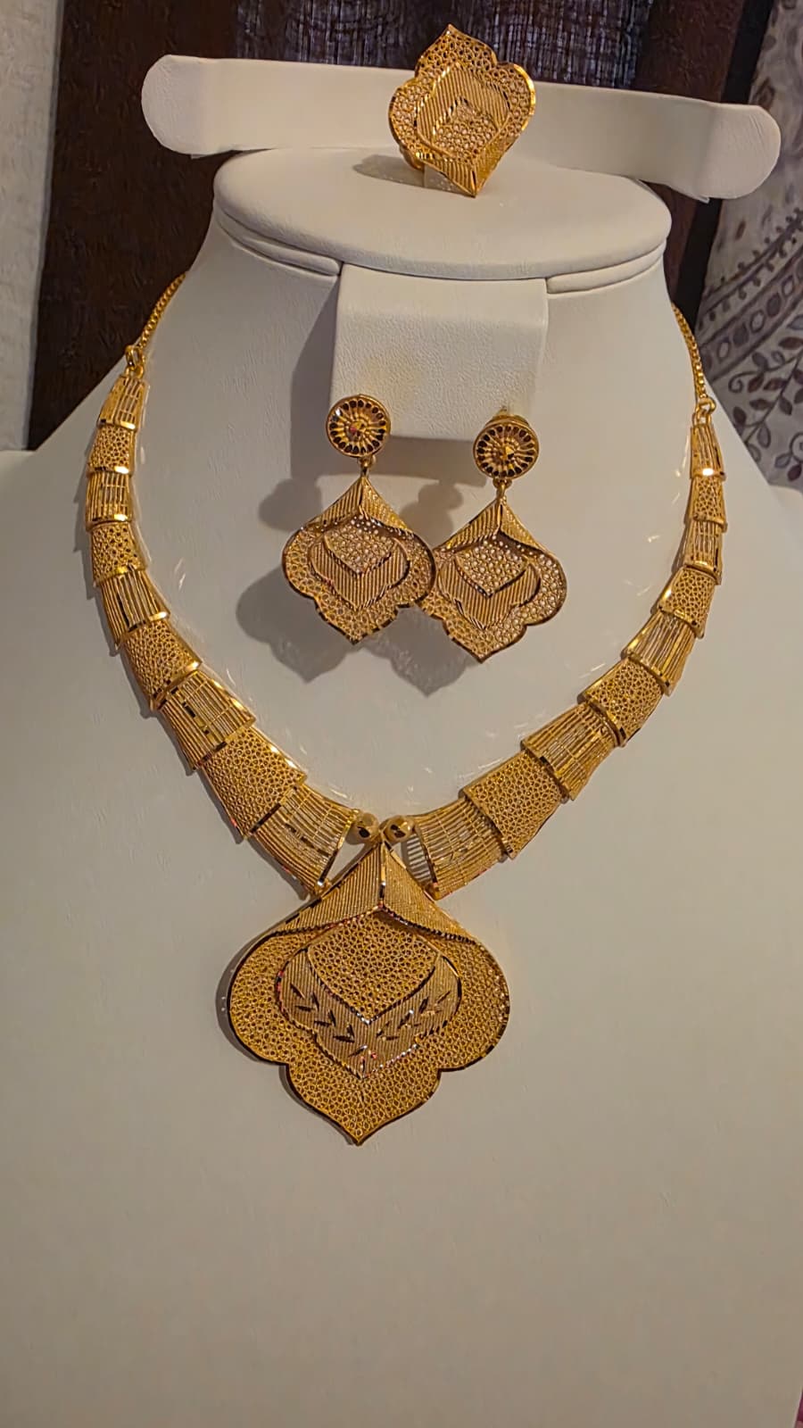 Gold Plated 3 PCS CHOKER SET-N529