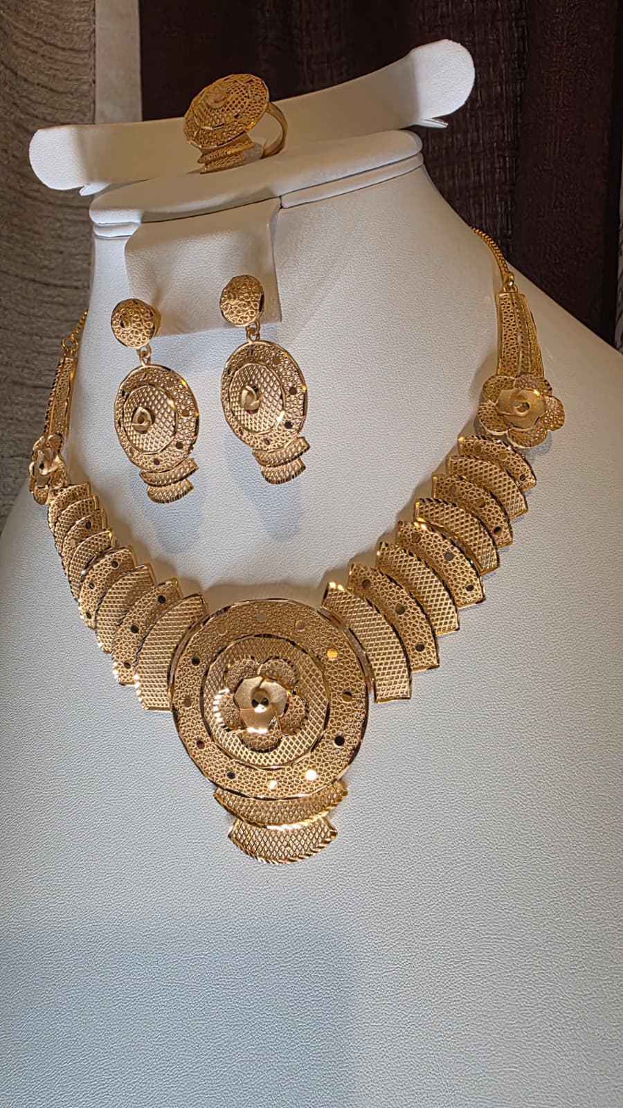 Gold Plated 3 PCS CHOKER SET-N543