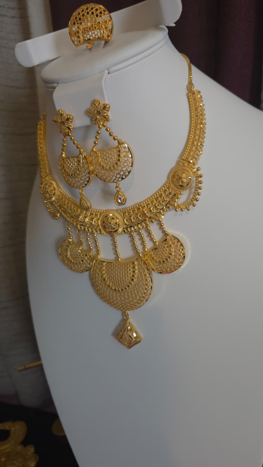 Gold Plated 3 PCS CHOKER SET-N563