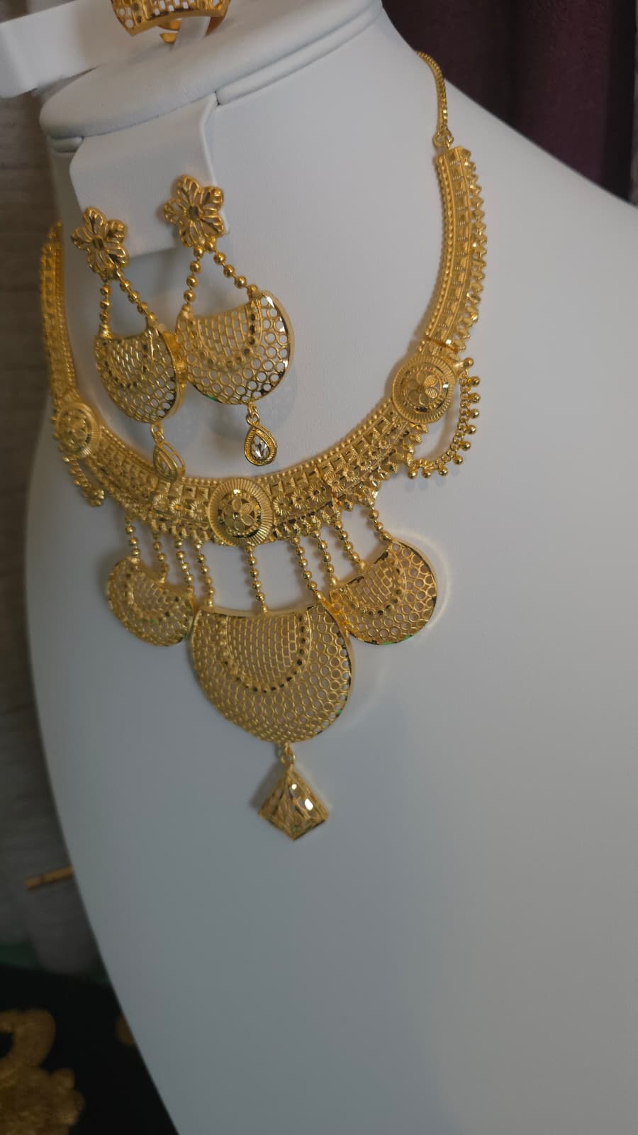Gold Plated 3 PCS CHOKER SET-N563