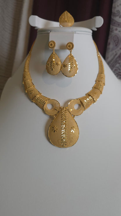Gold Plated 3 PCS CHOKER SET-N569