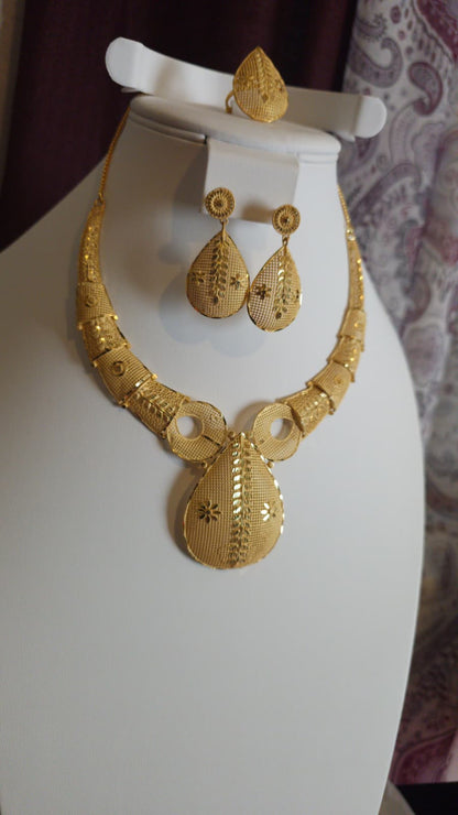 Gold Plated 3 PCS CHOKER SET-N569