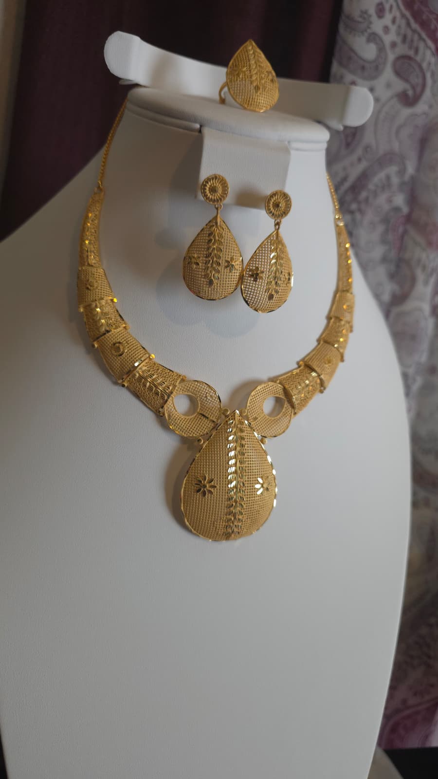 Gold Plated 3 PCS CHOKER SET-N569
