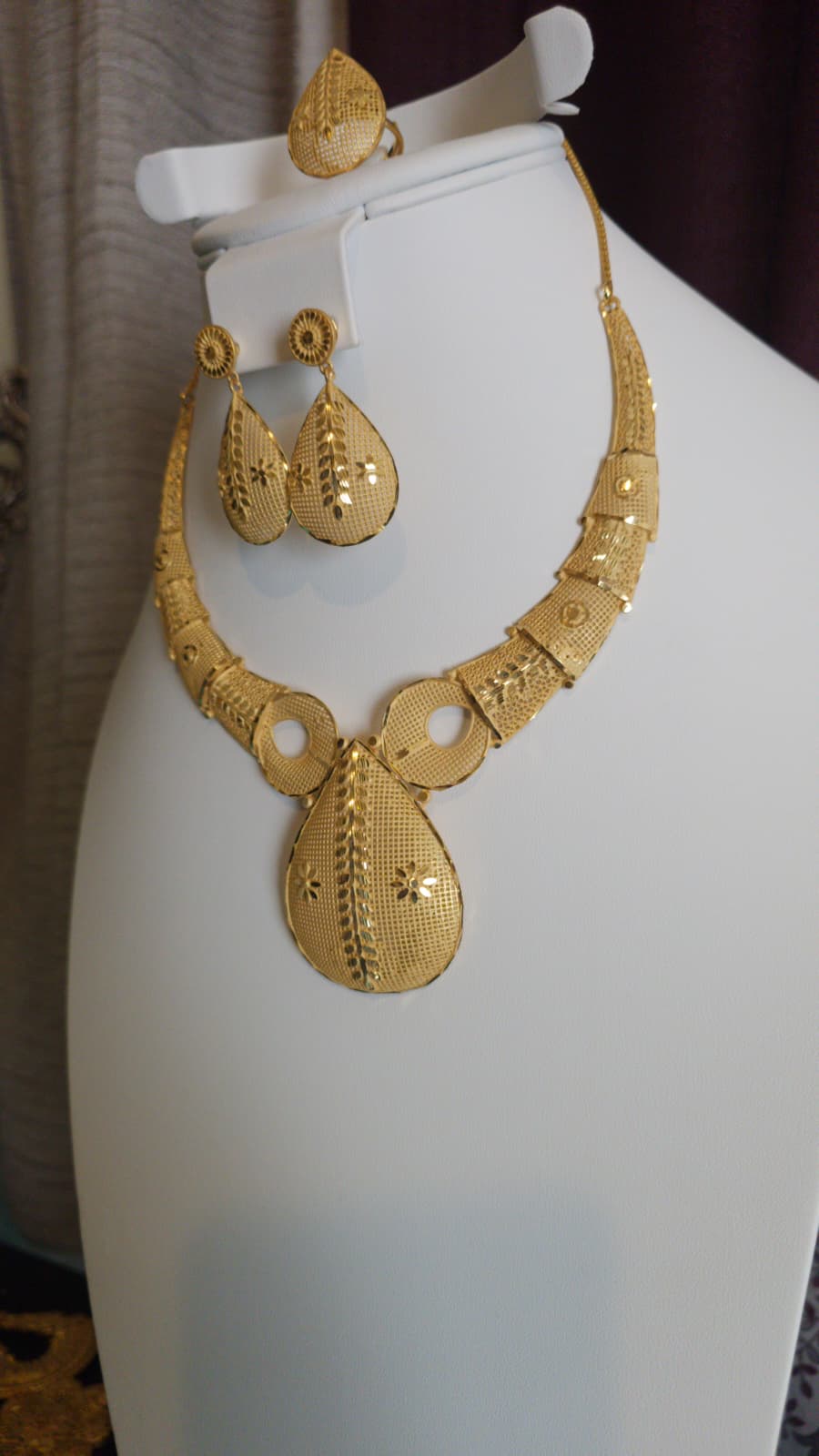 Gold Plated 3 PCS CHOKER SET-N569