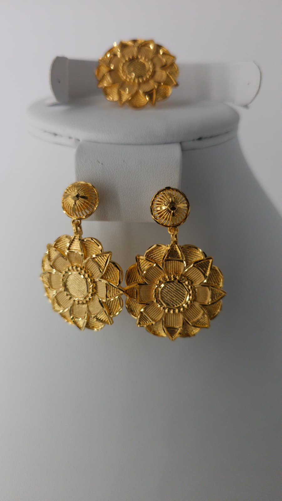 2-Piece Gold-Plated Earrings & Ring Set - E27