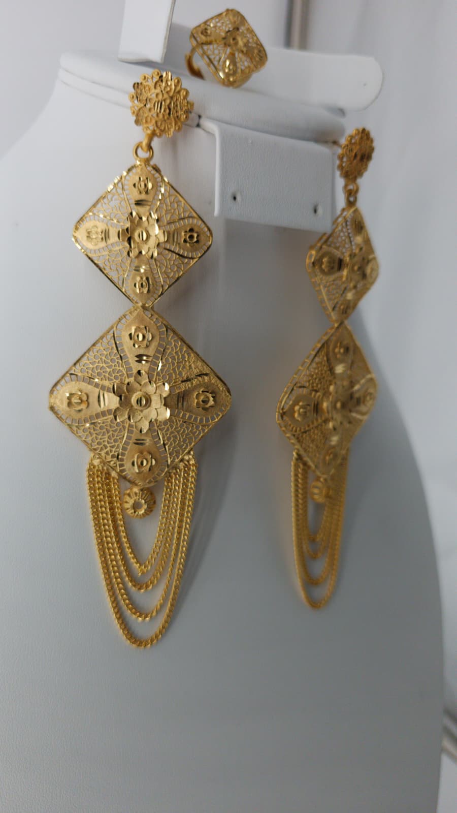 2-Piece Gold-Plated Earrings & Ring Set - E59