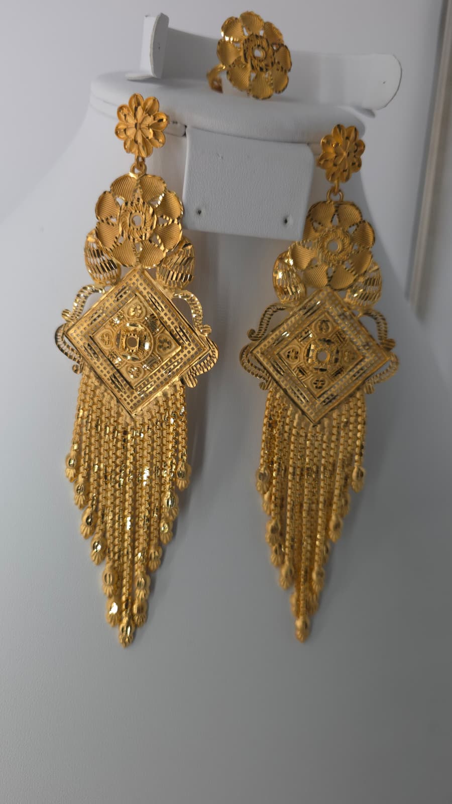 2-Piece Gold-Plated Earrings & Ring Set - E47