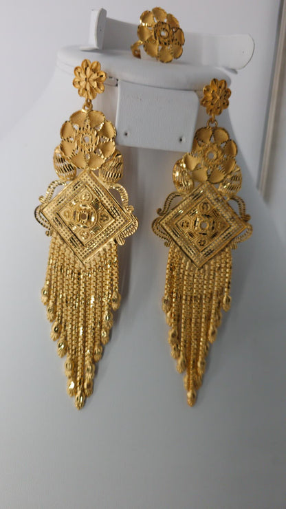 2-Piece Gold-Plated Earrings & Ring Set - E47