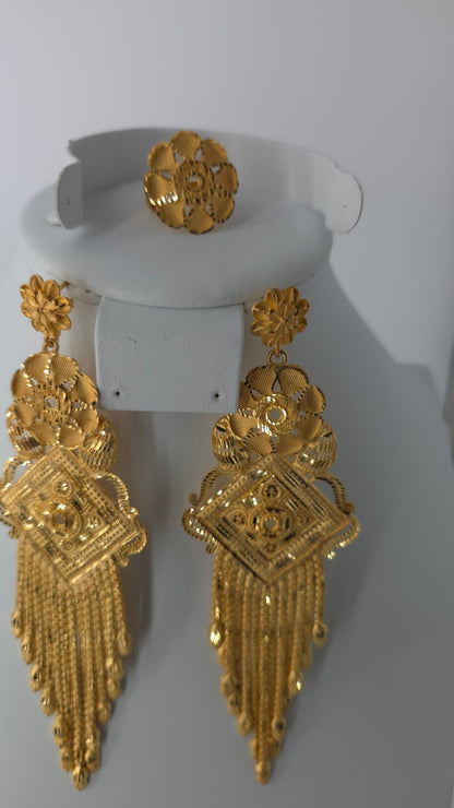 2-Piece Gold-Plated Earrings & Ring Set - E47