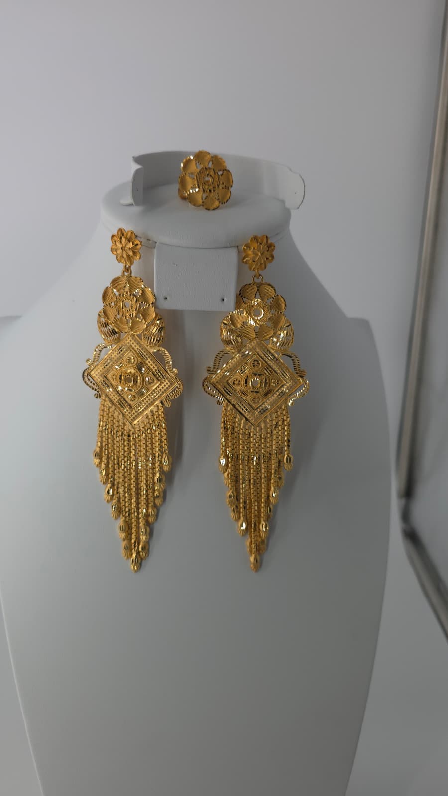 2-Piece Gold-Plated Earrings & Ring Set - E47