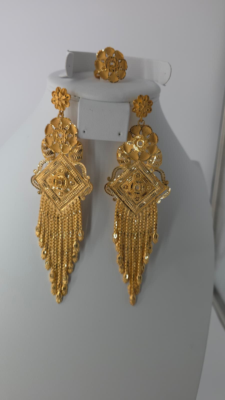 2-Piece Gold-Plated Earrings & Ring Set - E47