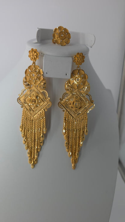 2-Piece Gold-Plated Earrings & Ring Set - E47