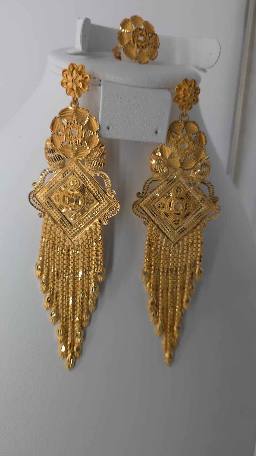 2-Piece Gold-Plated Earrings & Ring Set - E47
