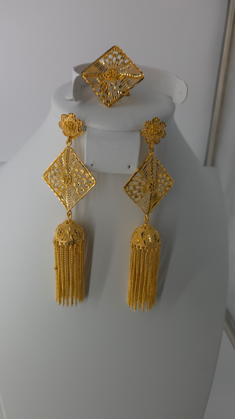 2-Piece Gold-Plated Earrings & Ring Set - E88