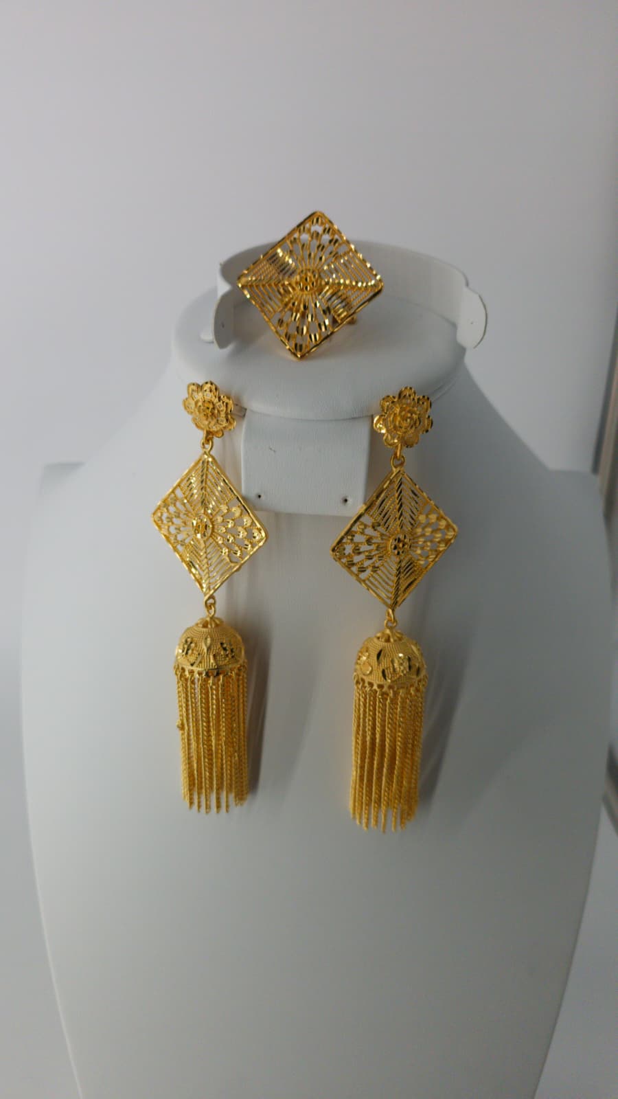 2-Piece Gold-Plated Earrings & Ring Set - E88