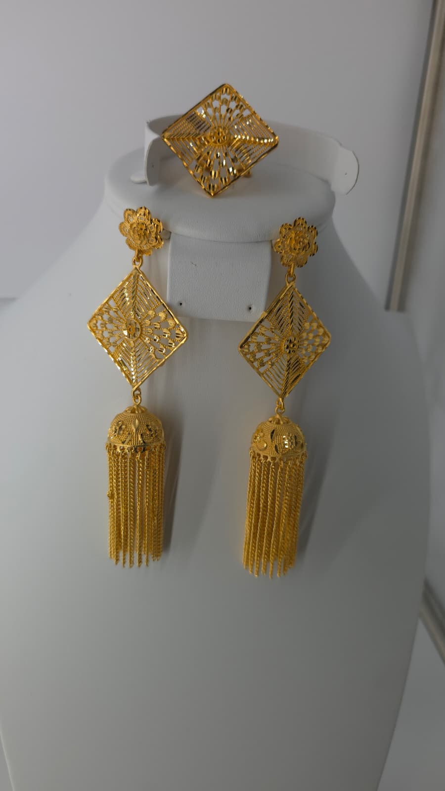 2-Piece Gold-Plated Earrings & Ring Set - E88
