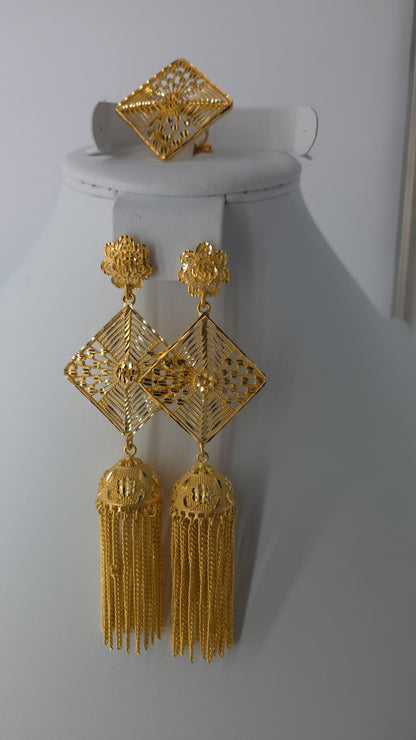 2-Piece Gold-Plated Earrings & Ring Set - E88