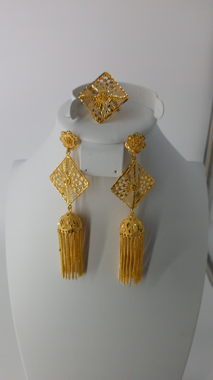 2-Piece Gold-Plated Earrings & Ring Set - E88