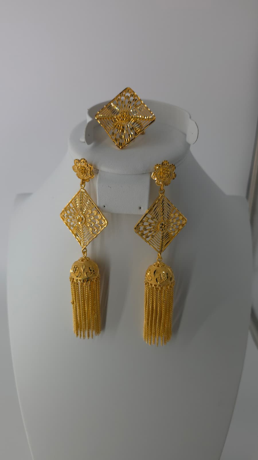 2-Piece Gold-Plated Earrings & Ring Set - E88
