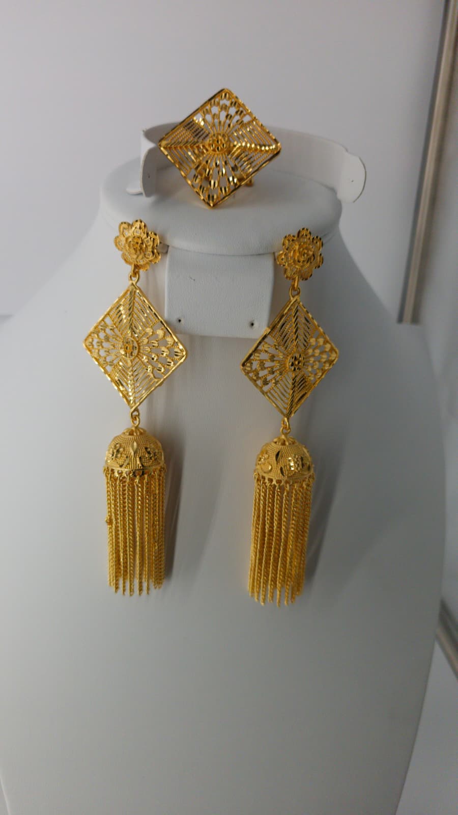 2-Piece Gold-Plated Earrings & Ring Set - E88