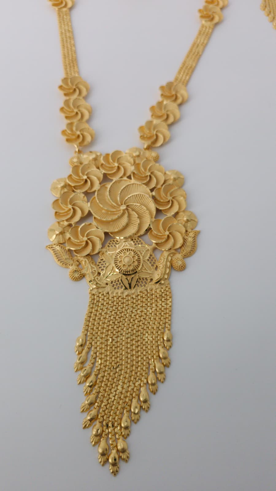Gold Plated Matinee Set - 3 Pieces (Necklace, Earrings & Ring) HOE-MT-3-51- H119