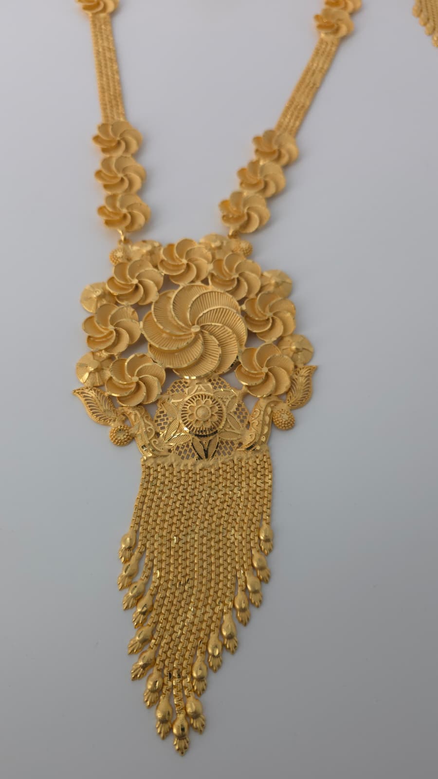 Gold Plated Matinee Set - 3 Pieces (Necklace, Earrings & Ring) HOE-MT-3-51- H119