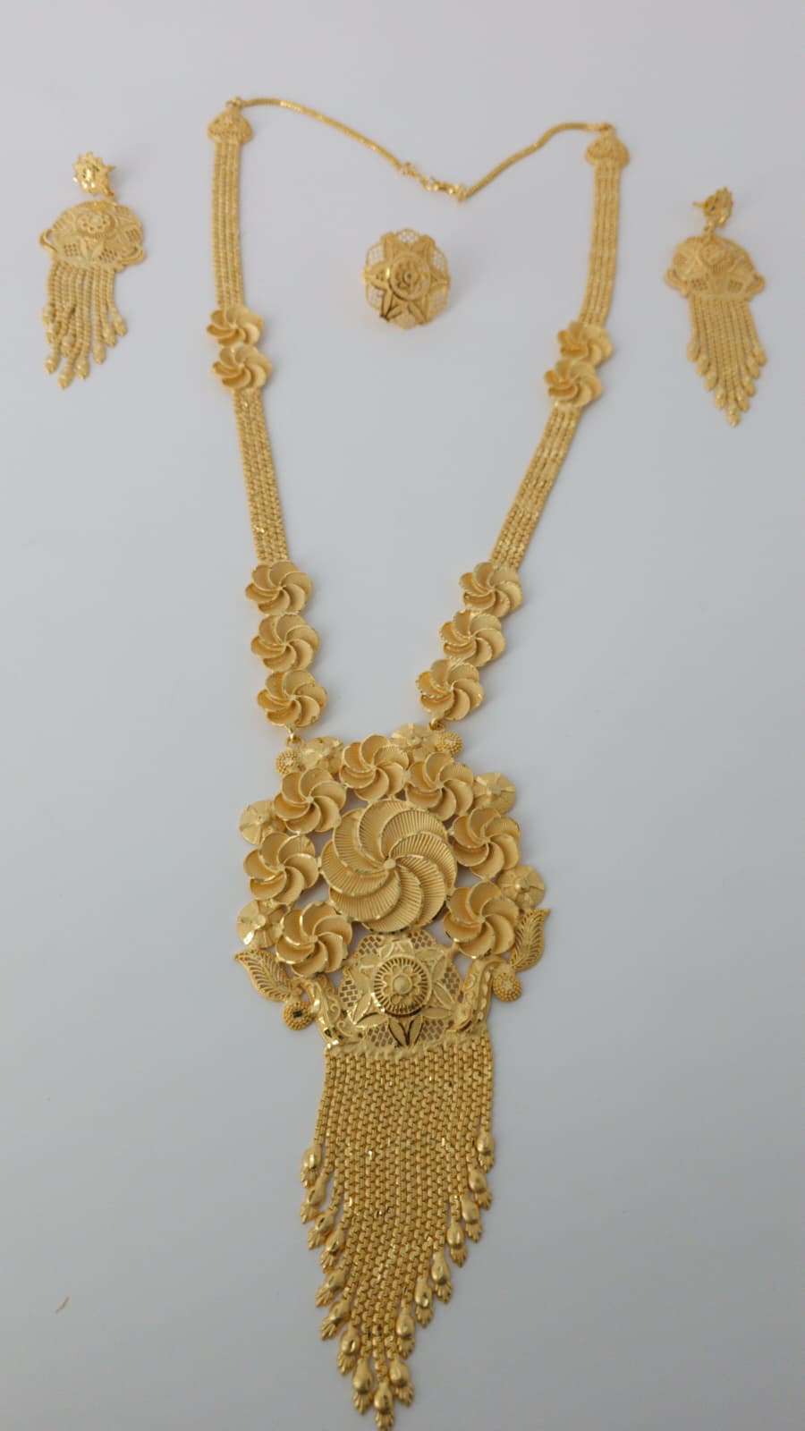 Gold Plated Matinee Set - 3 Pieces (Necklace, Earrings & Ring) HOE-MT-3-51- H119