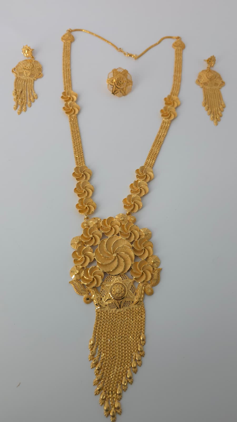 Gold Plated Matinee Set - 3 Pieces (Necklace, Earrings & Ring) HOE-MT-3-51- H119