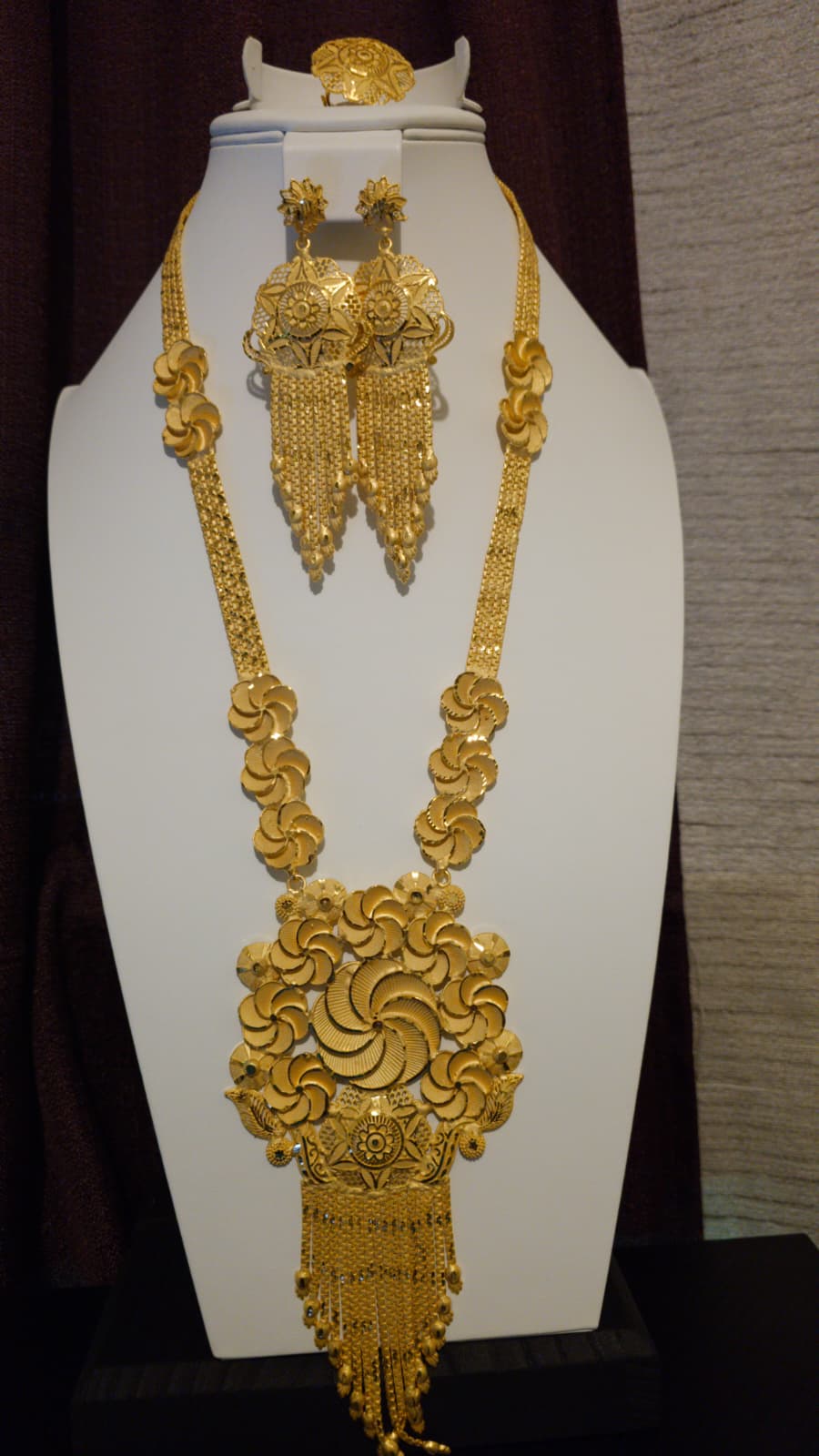 Gold Plated Matinee Set - 3 Pieces (Necklace, Earrings & Ring) HOE-MT-3-51- H119