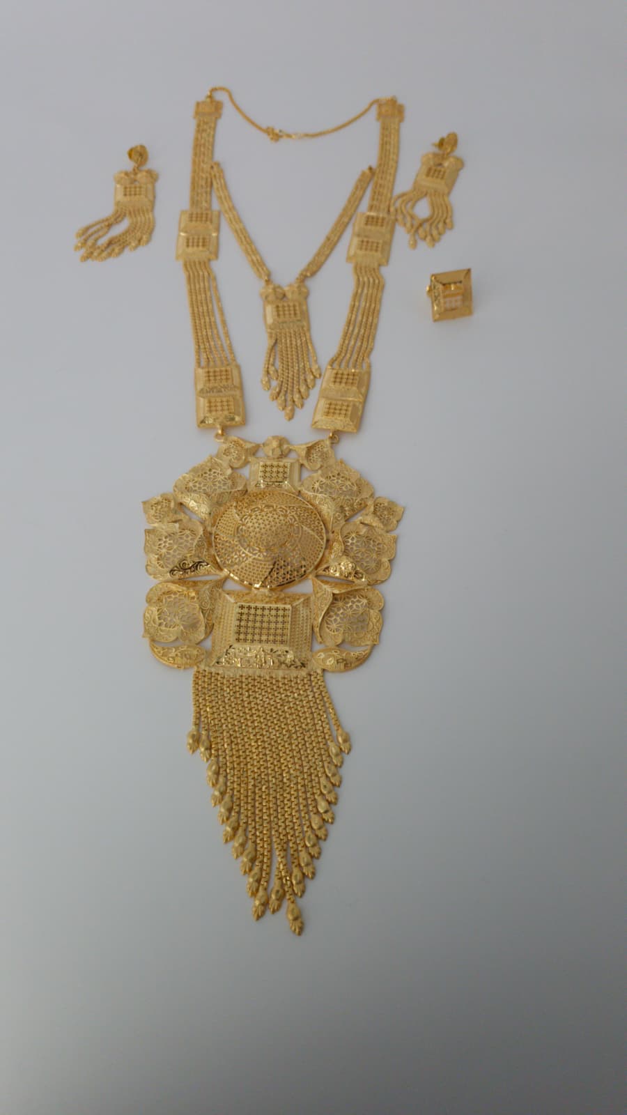 Gold Plated Matinee Set - 3 Pieces (Necklace, Earrings & Ring) HOE-MT-3-51- H68