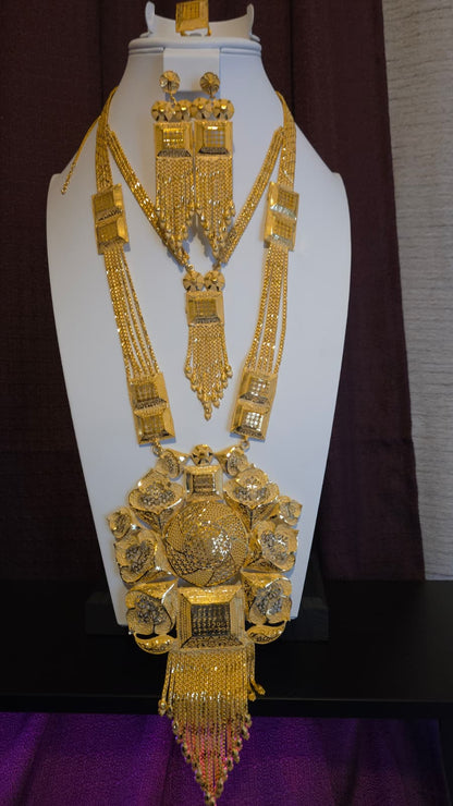 Gold Plated Matinee Set - 3 Pieces (Necklace, Earrings & Ring) HOE-MT-3-51- H68