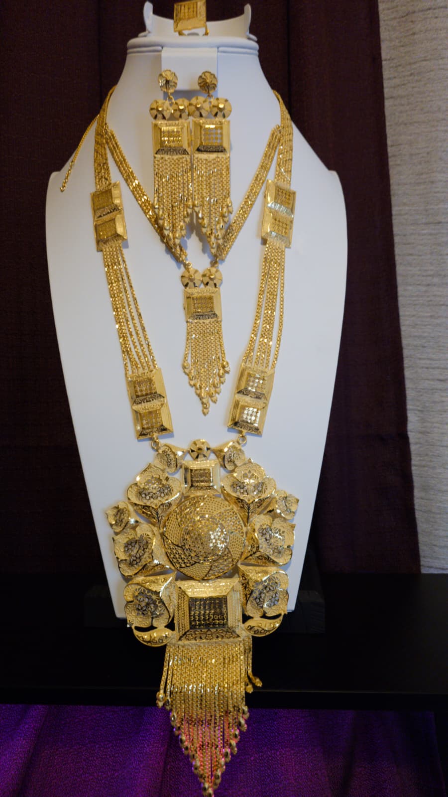 Gold Plated Matinee Set - 3 Pieces (Necklace, Earrings & Ring) HOE-MT-3-51- H68